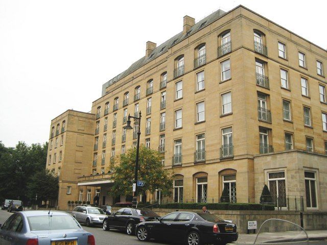 File:The Berkeley Hotel.jpg