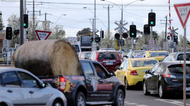 File:Hoppers Crossing Train Station Intersection.png