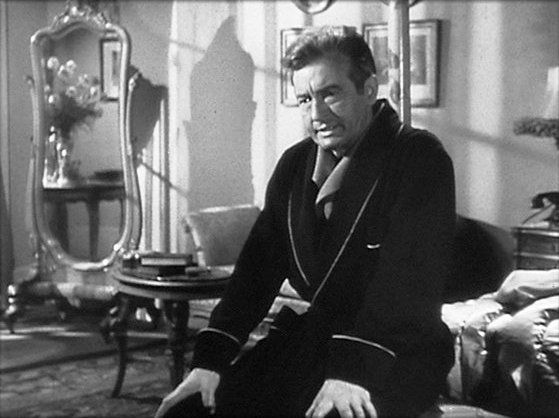 File:Claude Rains in Notorious trailer.jpg