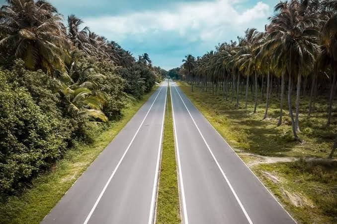 File:Laamu Link Road.jpg