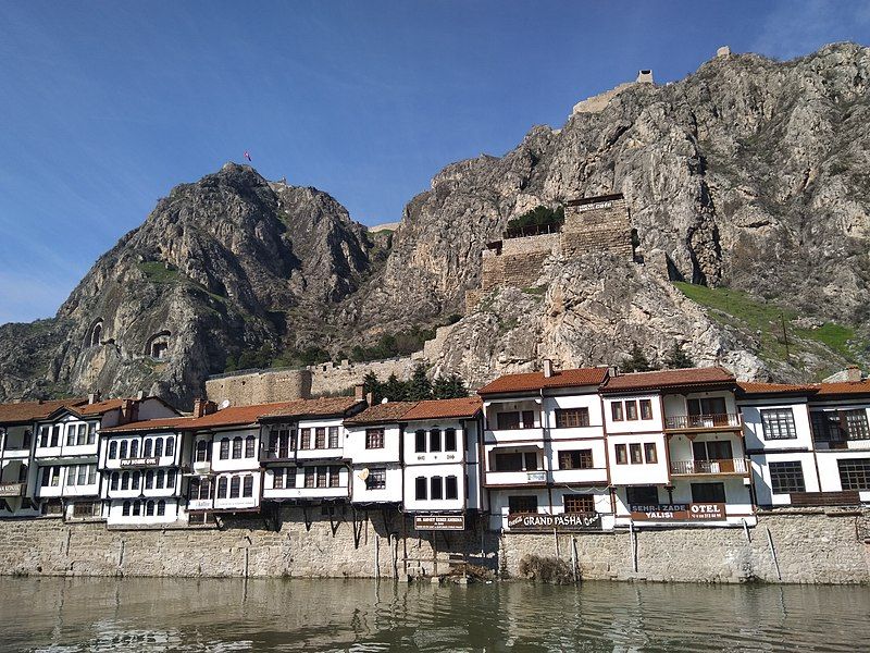 File:Amasya evleri.jpg