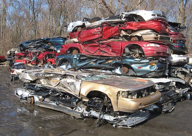 File:Auto scrapyard 1.jpg