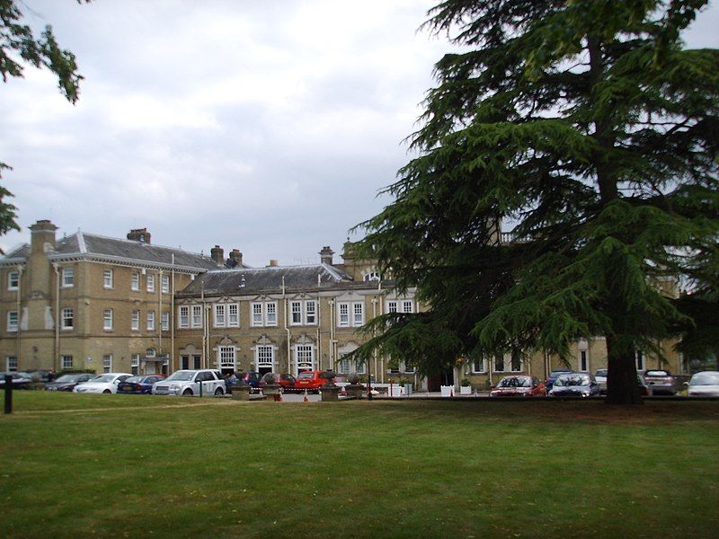 File:ChilworthManor.JPG